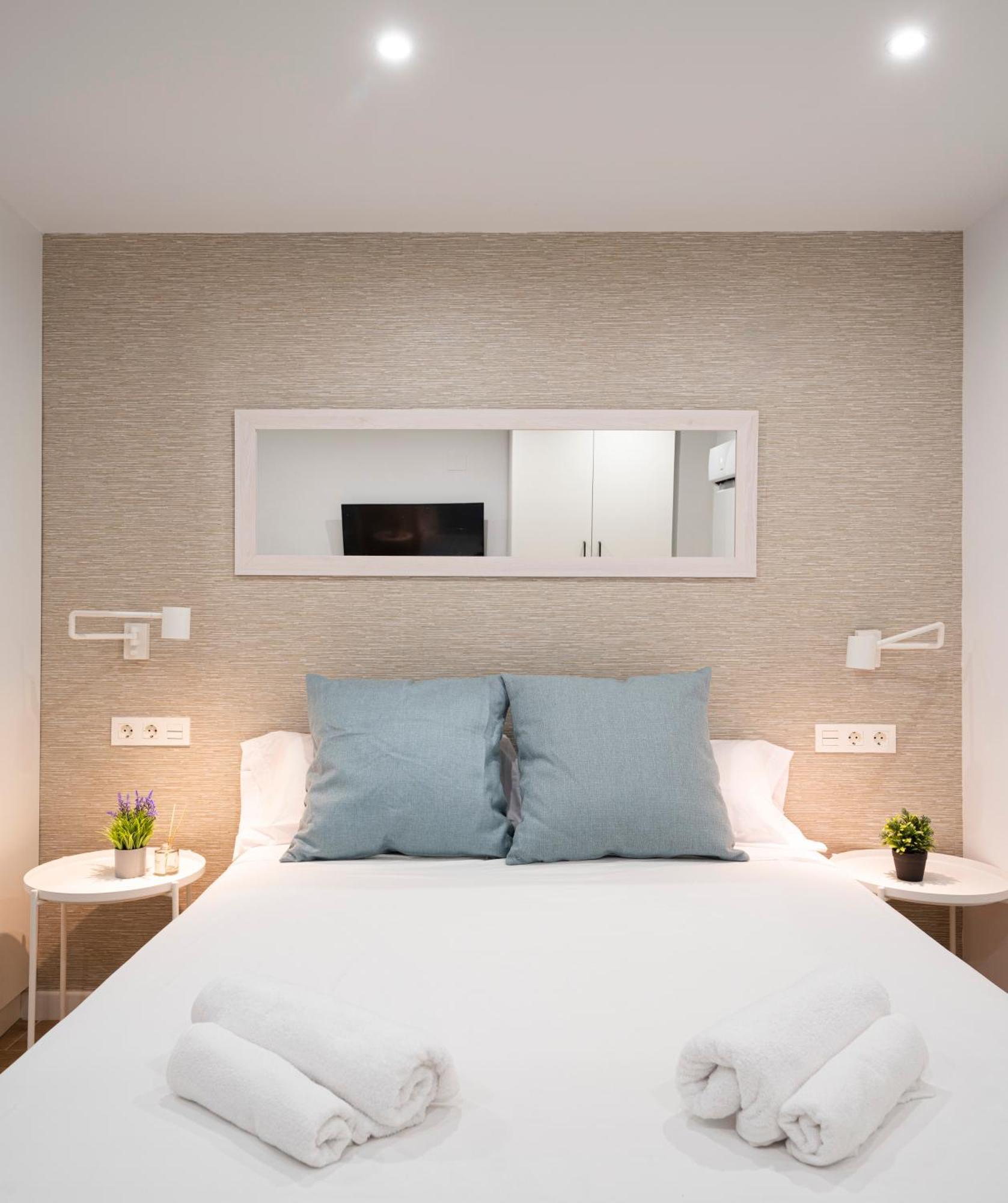 Estudio Deluxe En Jardines Del Triunfo - Гранада Екстериор снимка